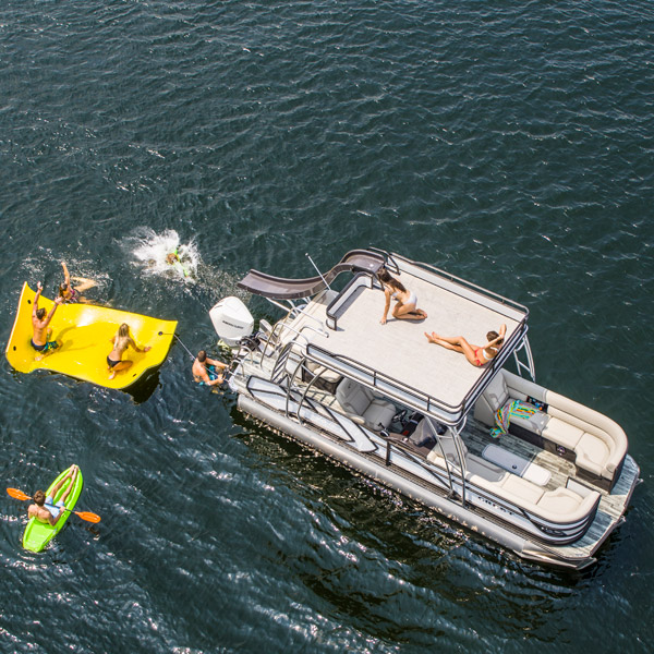 25ft Upper Decker Tritoon